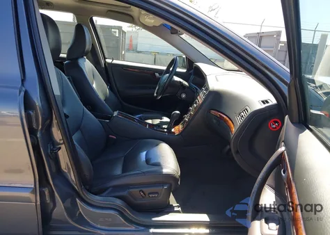 2006 Volvo V70 2.5T z USA, uszkodzony, nr VIN YV1SW592562560001